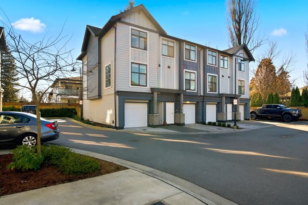 Photo of 2267 Mckenzie Road #701, Abbotsford, BC V2S 0M9 (MLS # R3095870)