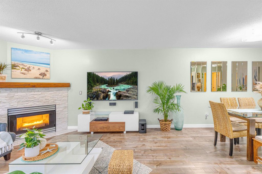 Photo of 10130 155 Street #28, Surrey, BC V3R 0R6 (MLS # R3115258)