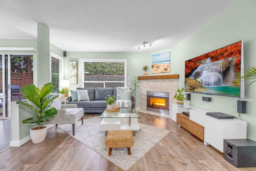 Photo of 10130 155 Street #28, Surrey, BC V3R 0R6 (MLS # R3115258)