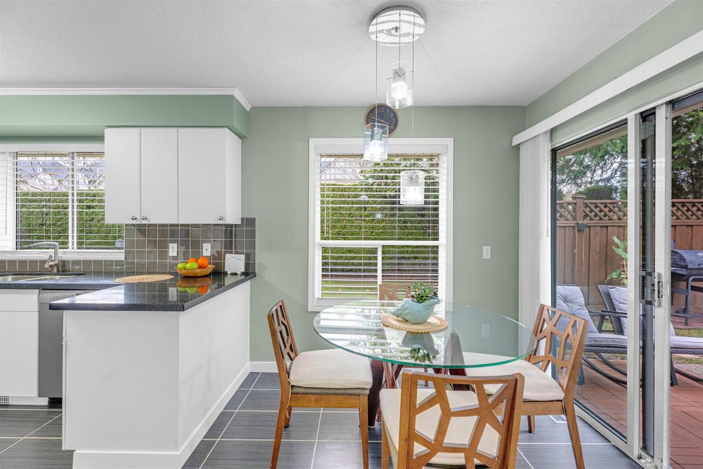 Photo of 10130 155 Street #28, Surrey, BC V3R 0R6 (MLS # R3115258)