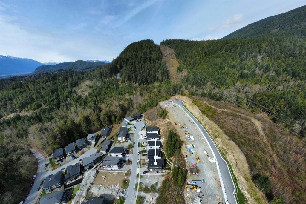 listing image 1100690561155703687