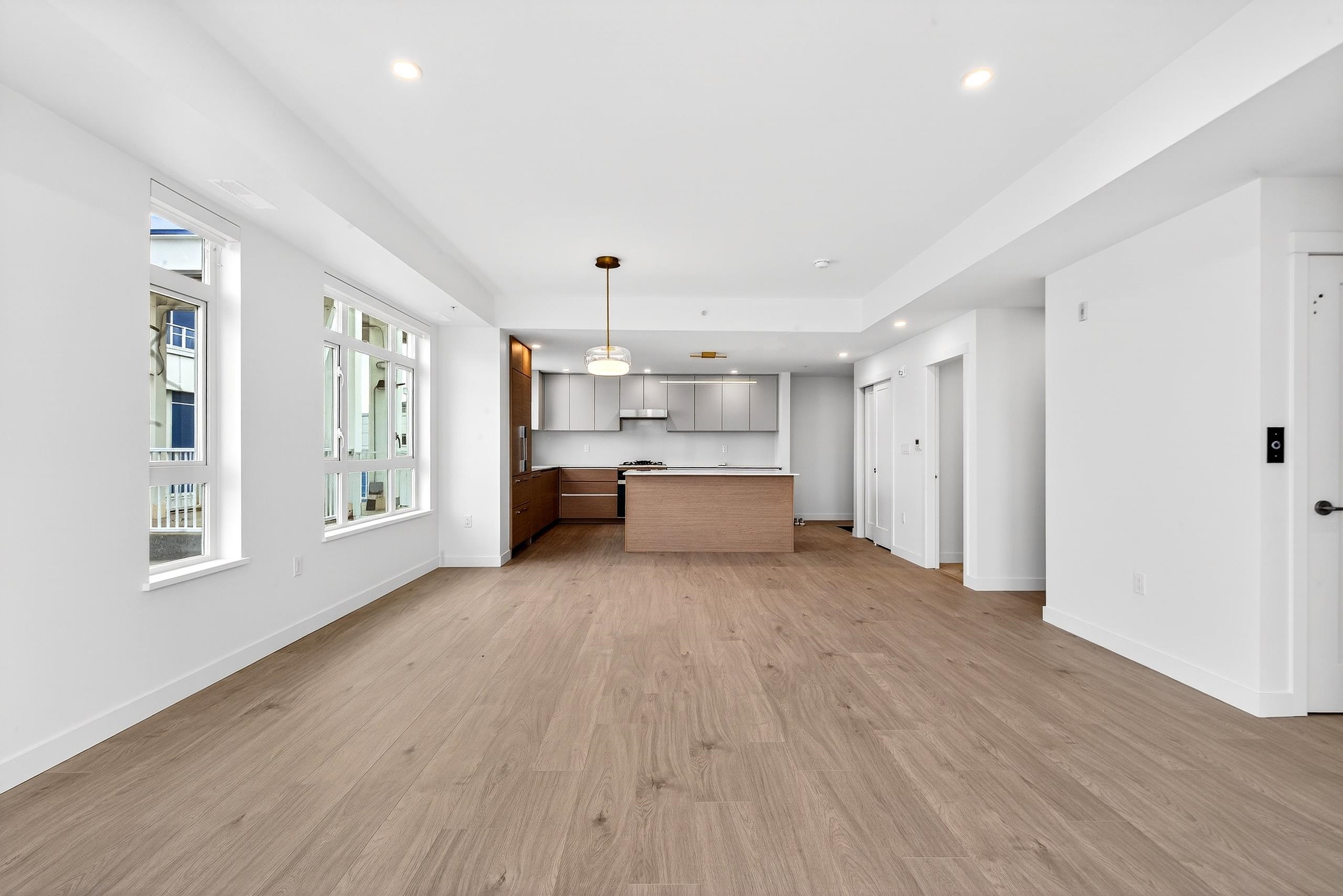 10333 River Drive 76