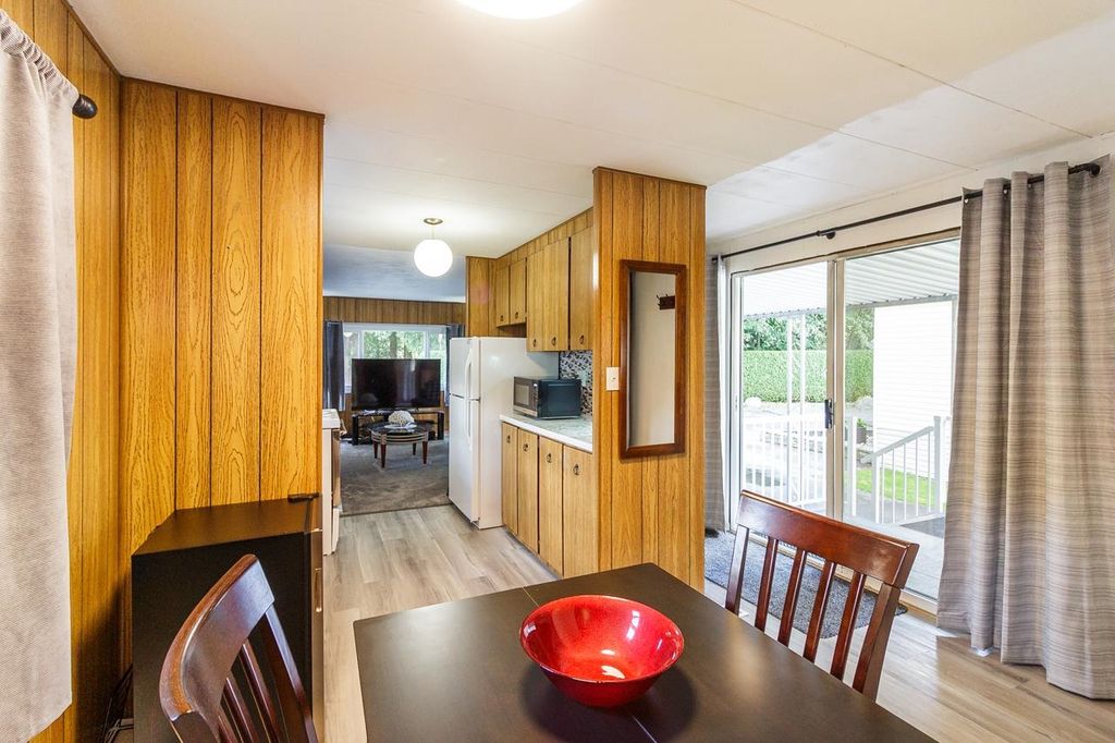 listing image 1104265072270947310