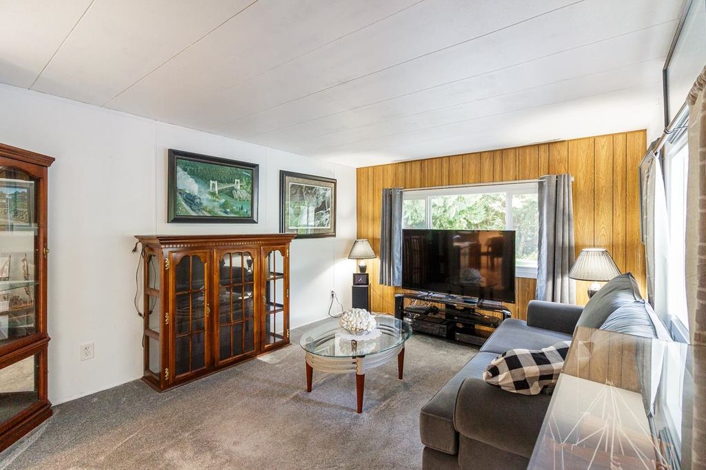 listing image 1106839292134312323