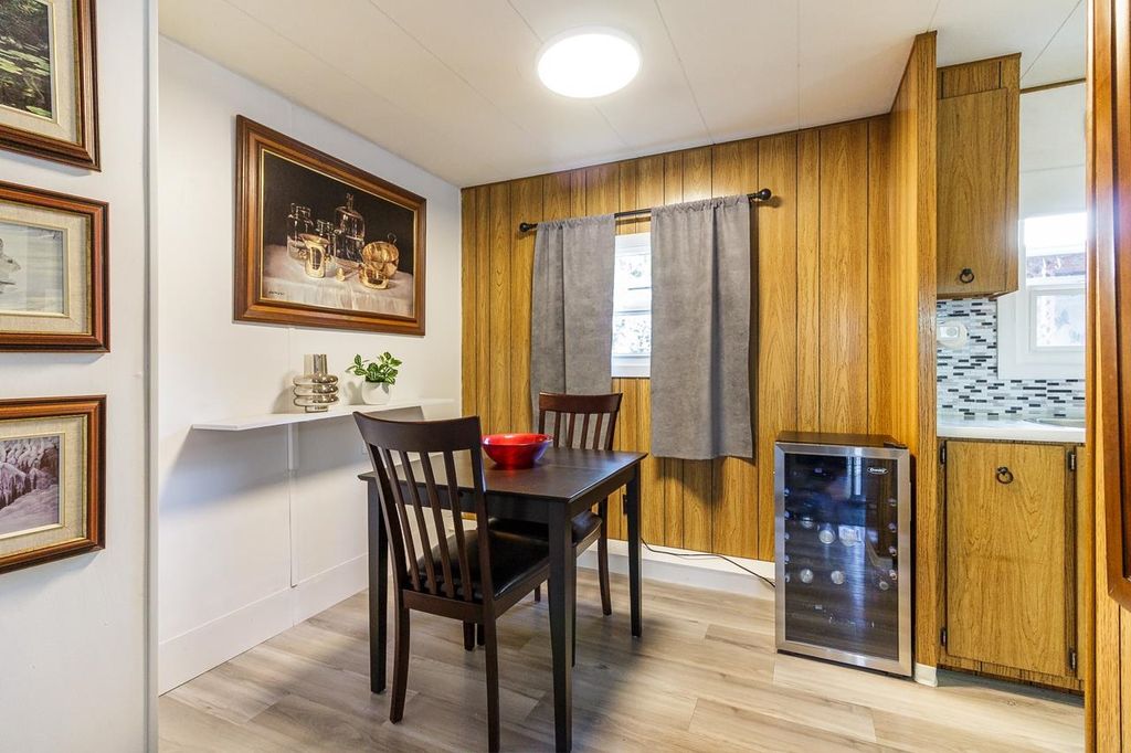 listing image 1107683942261062072