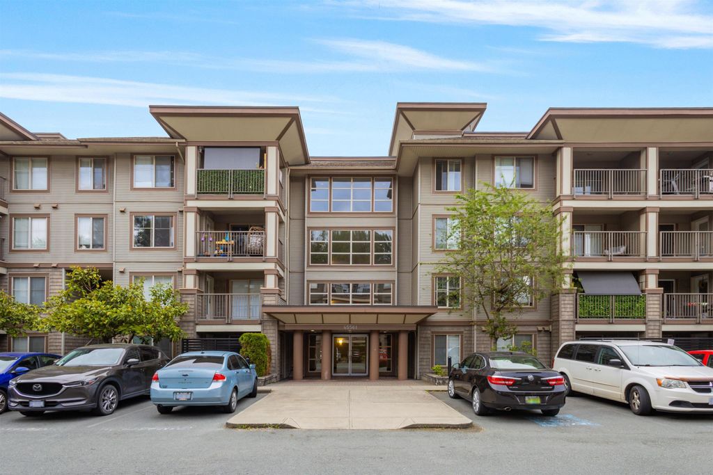 Photo of 45561 Yale Road #404, Chilliwack, BC V2P 0A8 (MLS # R3096912)