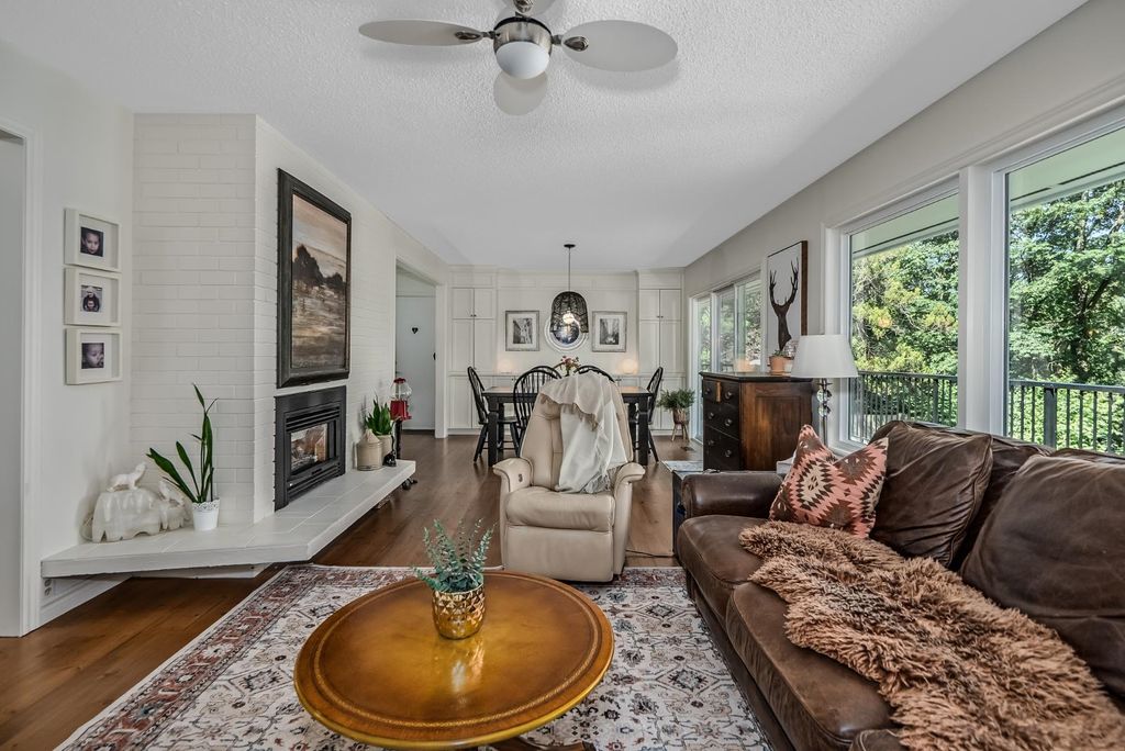 Photo of 34899 High Drive, Abbotsford, BC V2S 2X7 (MLS # R3138875)