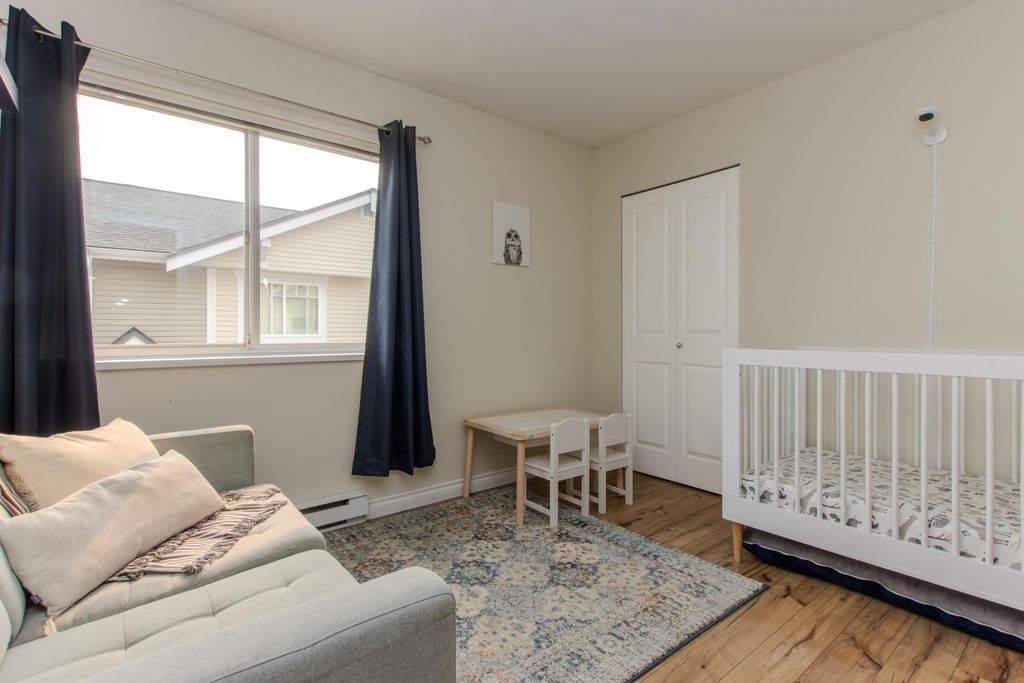 listing image 1105778578594317933