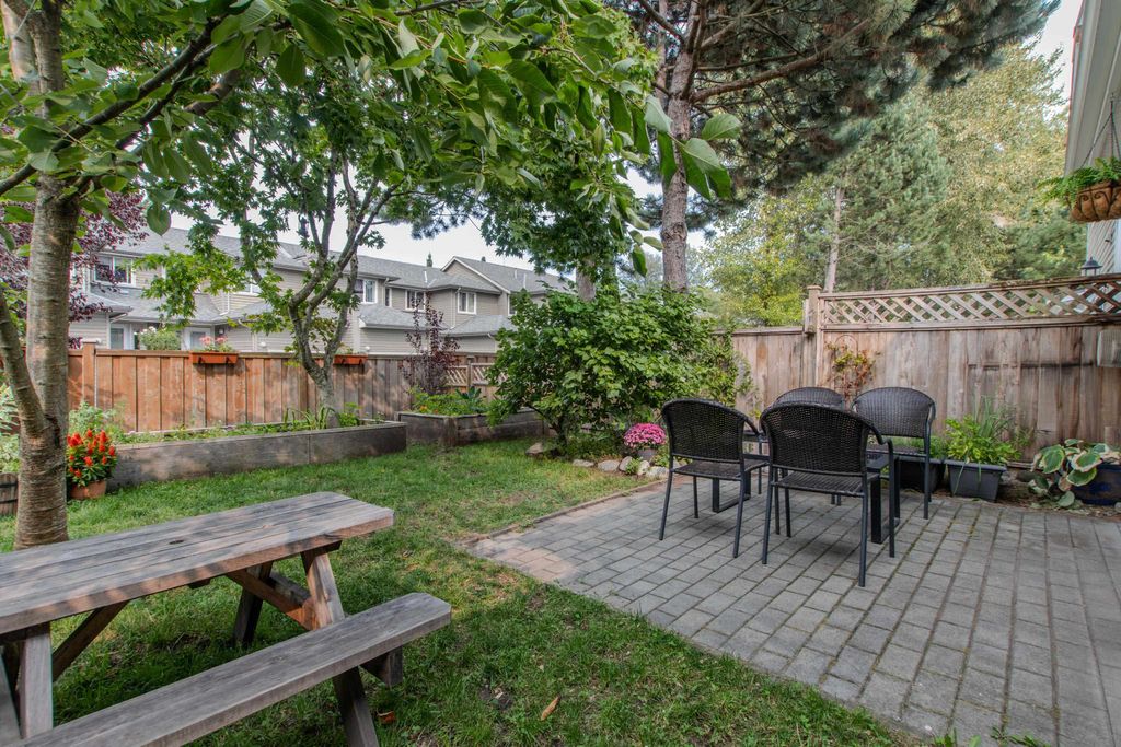 listing image 1108399677553710060