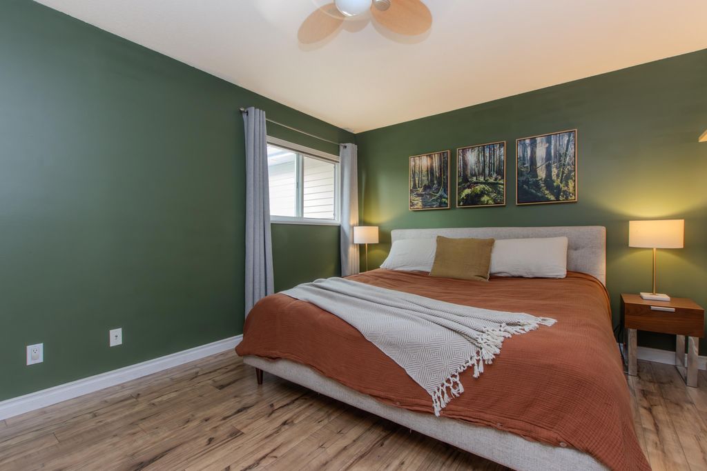 listing image 1107273059162755859