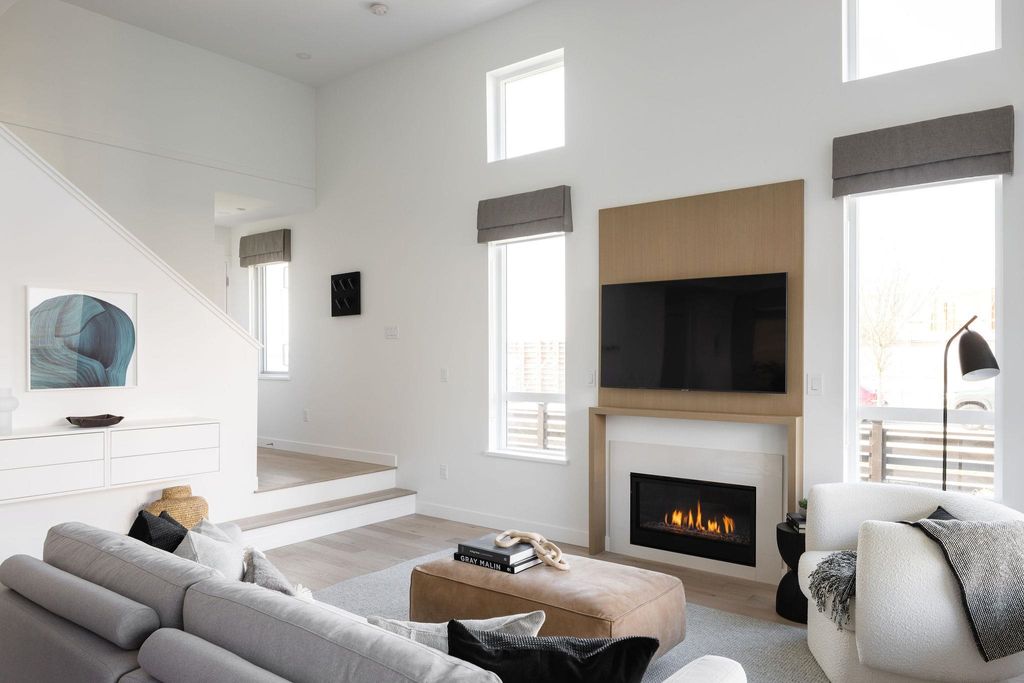 listing image 1103171613634329156