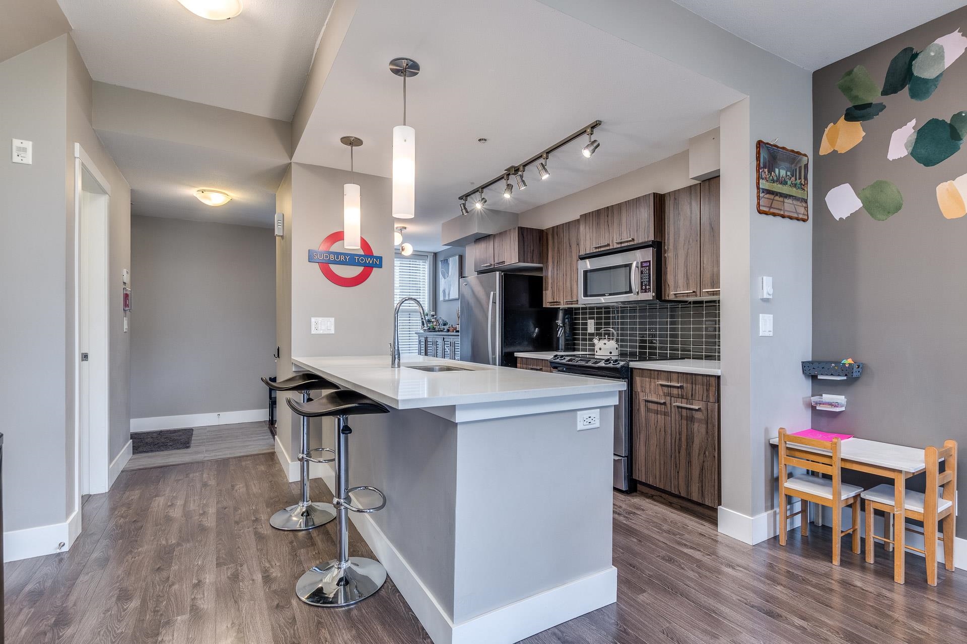 2110 Rowland Street 208