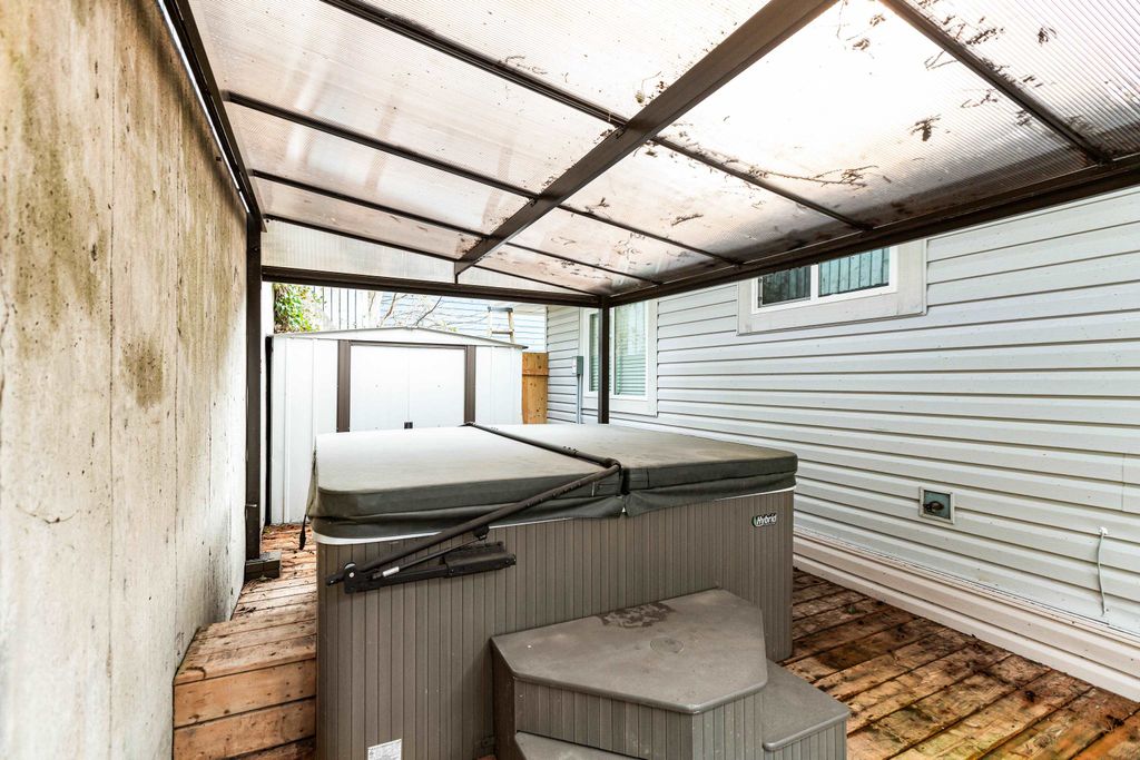 listing image 1100557948550528144