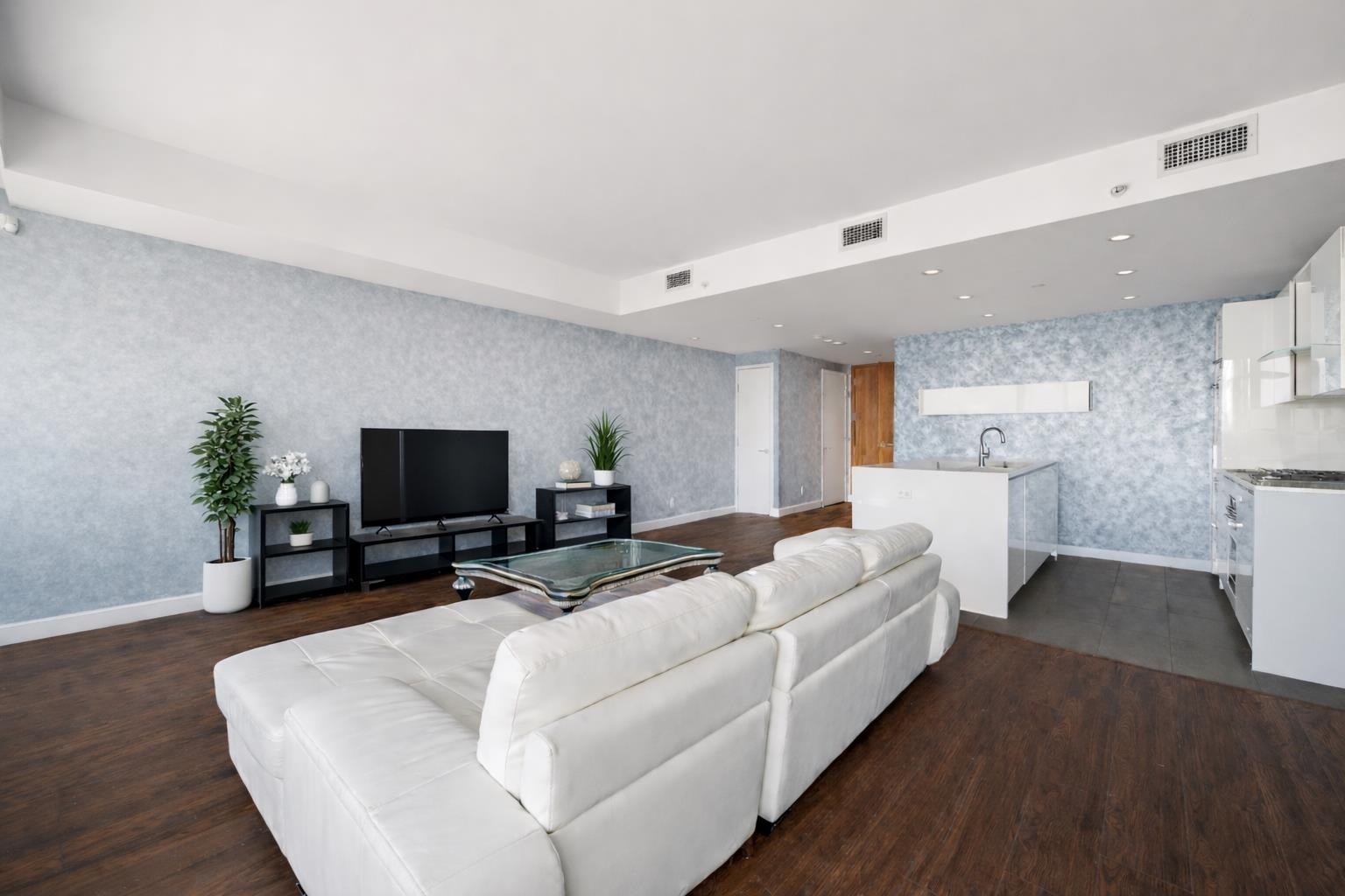 5177 Brighouse Way 909