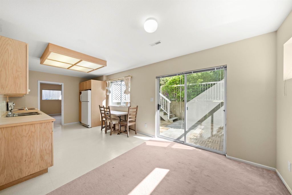 listing image 1105890431318800455