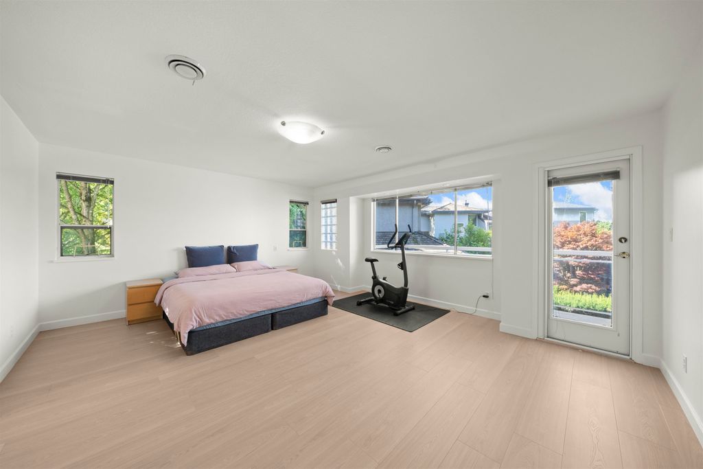 listing image 1105968283573301349