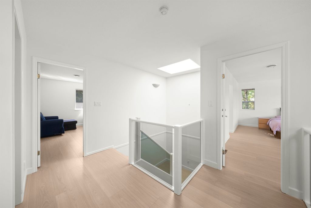 listing image 1100395526028233213