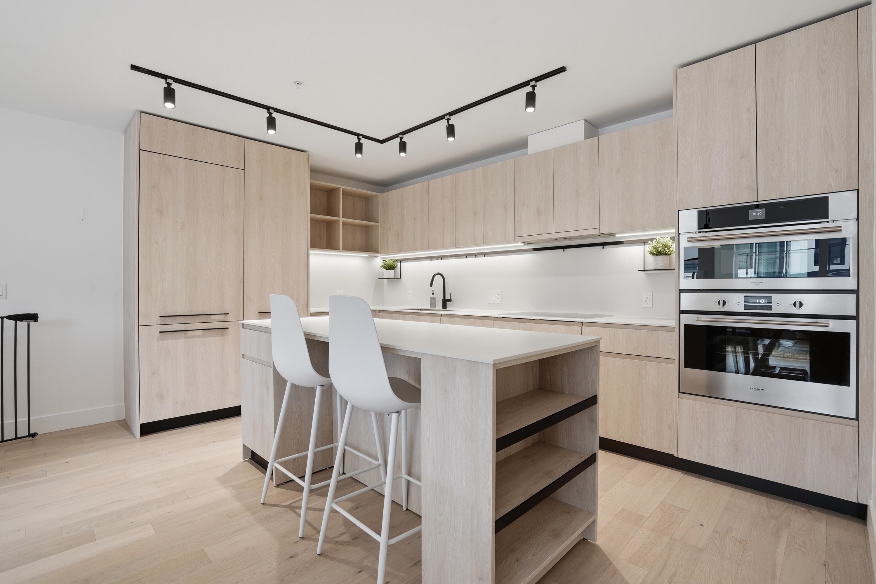 3960 Dumfries Street