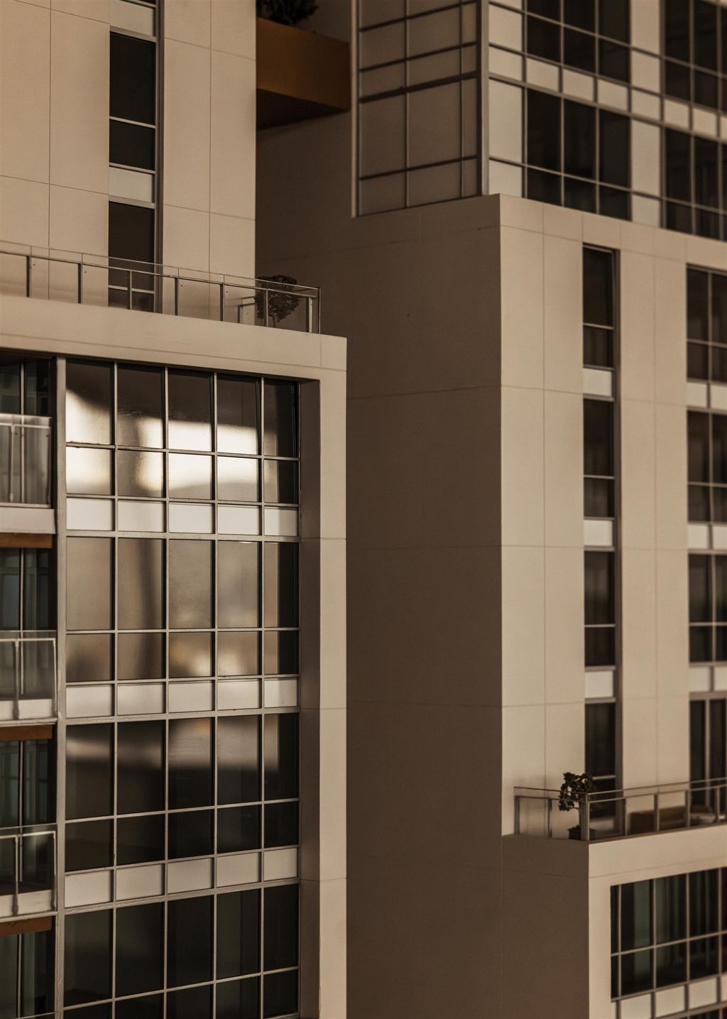 listing image 1103086390744819400