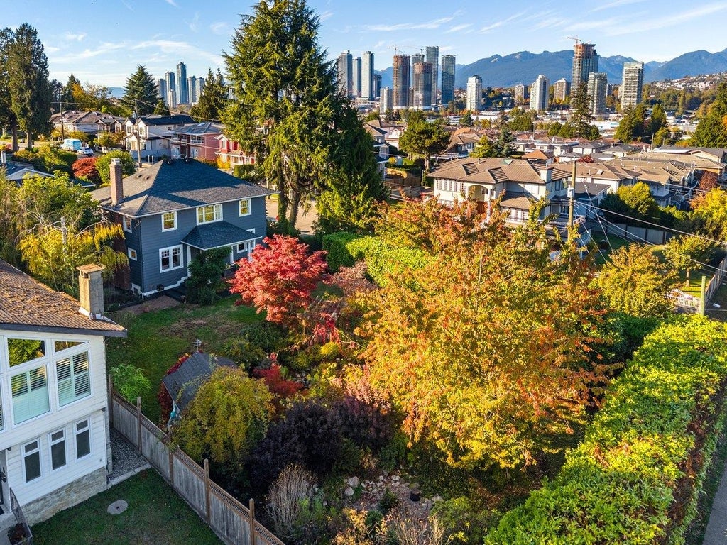 5558 LAUREL STREET, BURNABY, BC V5G 1N2 - Image 658410523.jpeg?d=l