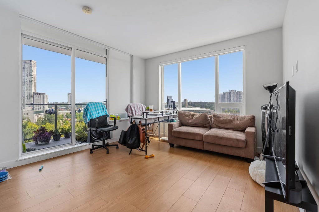 Photo of 13359 Old Yale Road #902, Surrey, BC V3T 0S4 (MLS # R3157126)