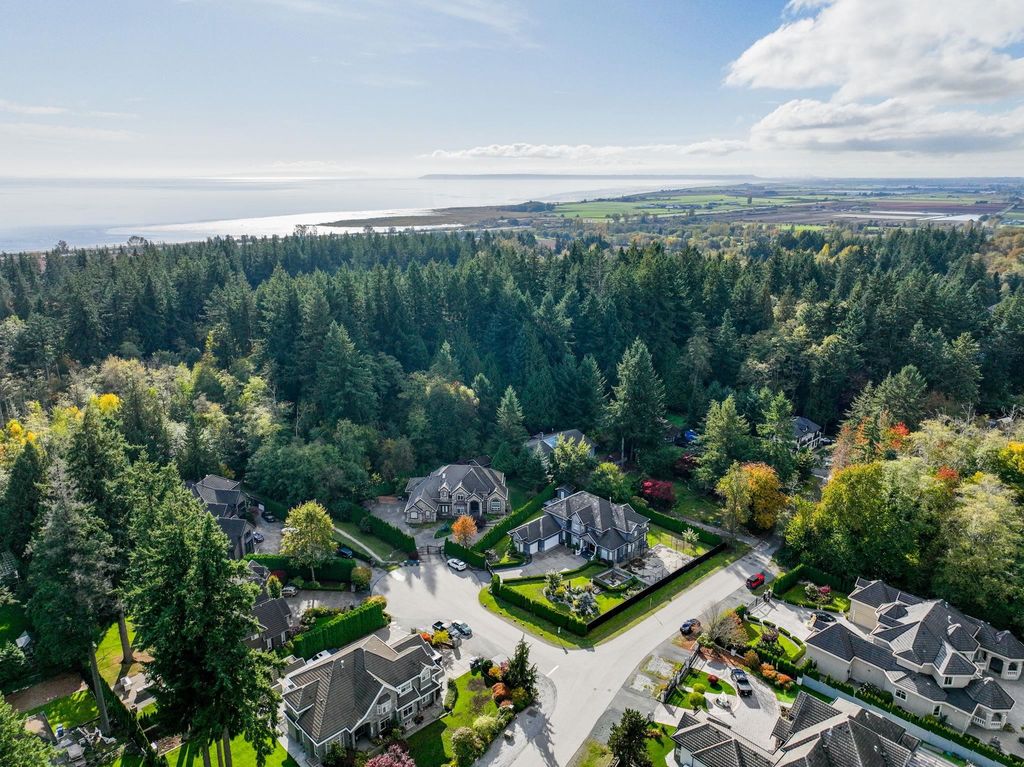 listing image 1104633809647942901