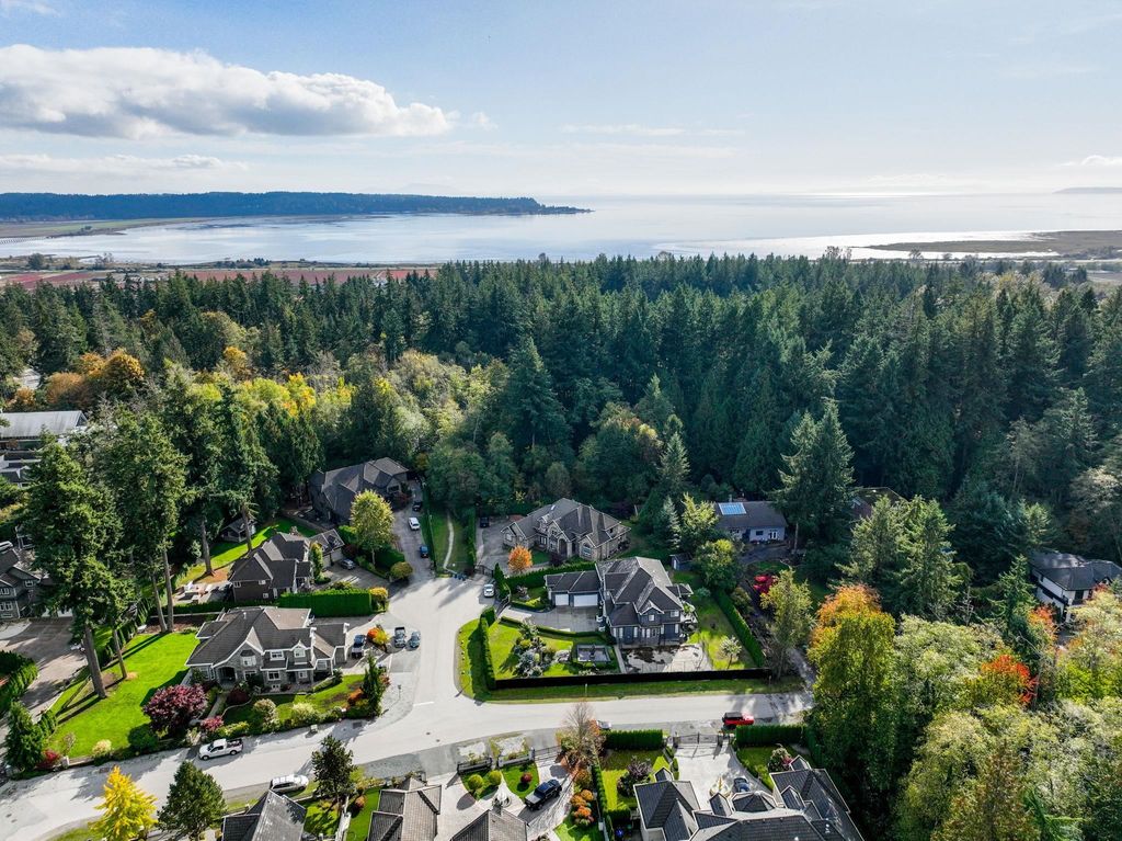 listing image 1108984567392842205