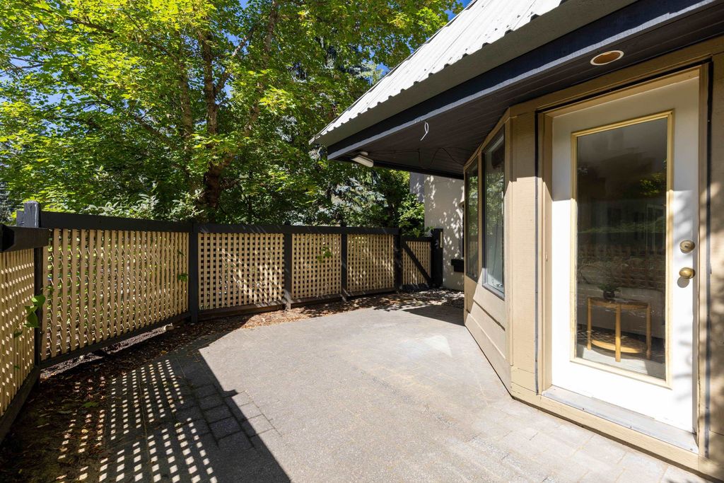 listing image 1101476007398019007