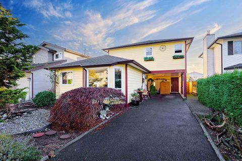 19520 115a Avenue Pitt Meadows BC V3Y 1R4