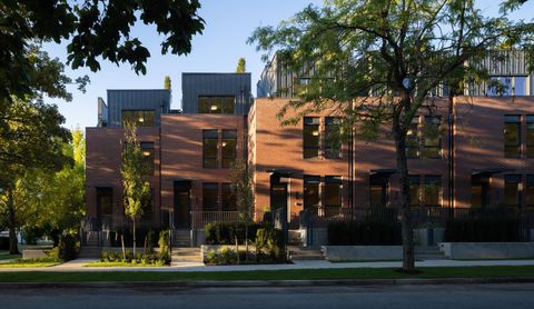 810 W 37th Avenue Vancouver BC V5Z 2L7