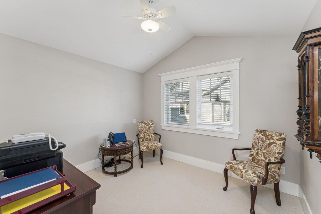 listing image 1100898577216269578