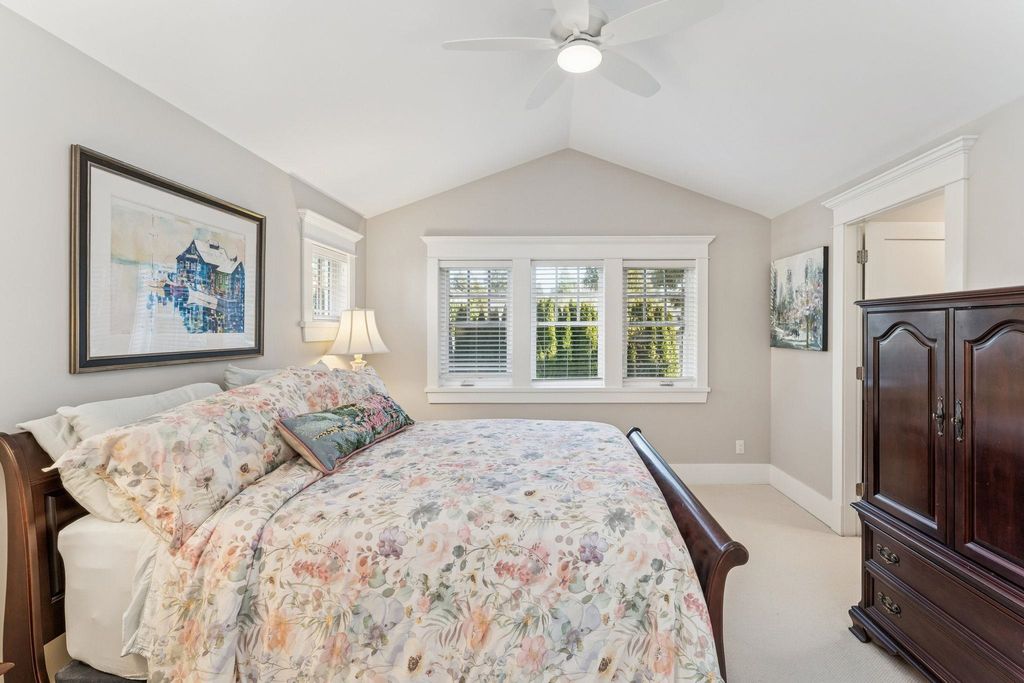 listing image 1105050684336435984