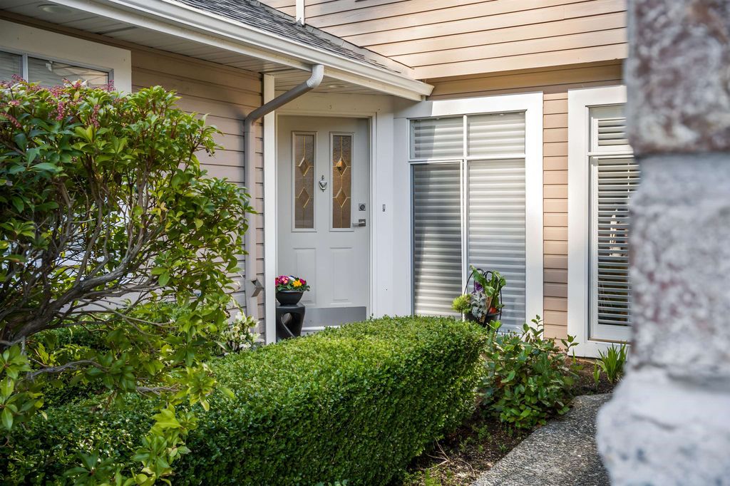 Photo of 2500 152 Street #48, Surrey, BC V4P 1M8 (MLS # R3097116)