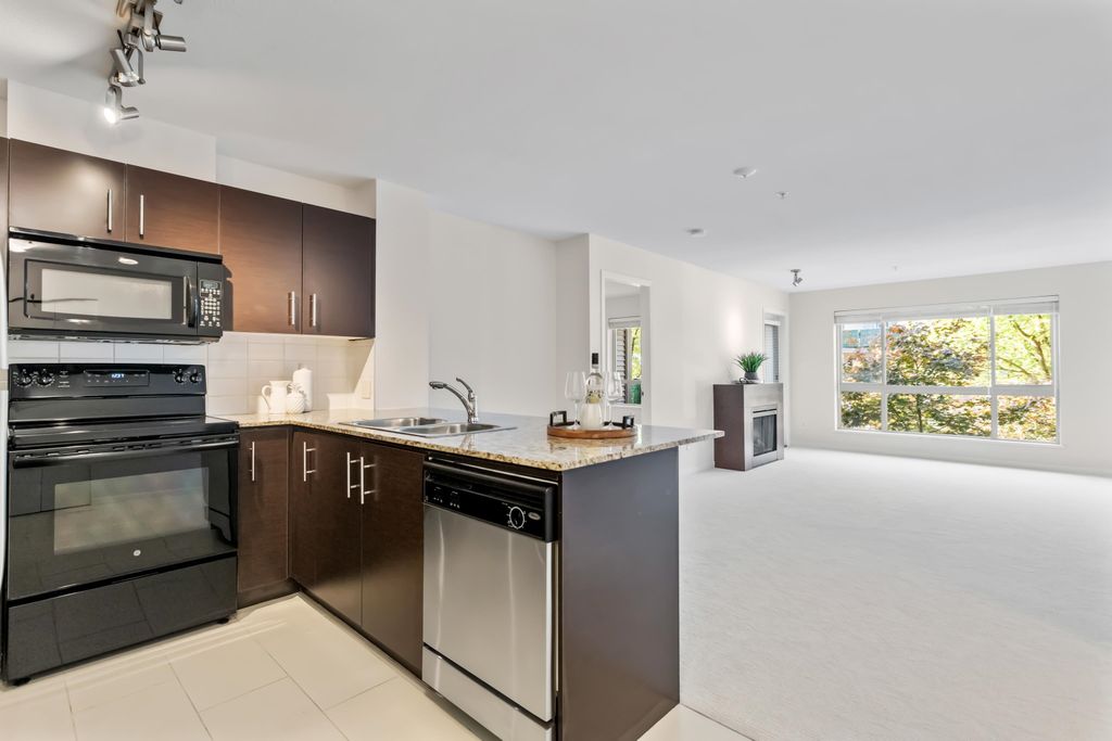 listing image 1103608806508019537