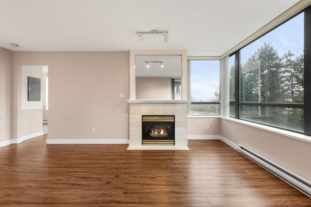 listing image 1105829757758432225