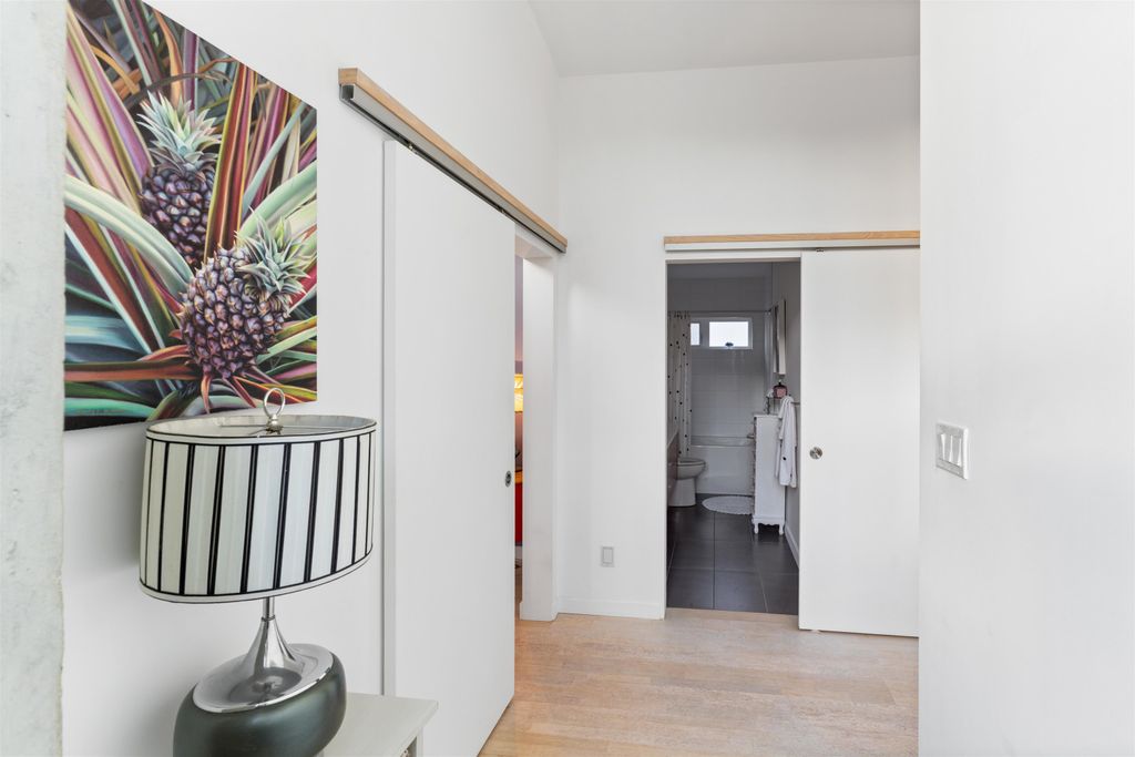 listing image 1105253167609686124