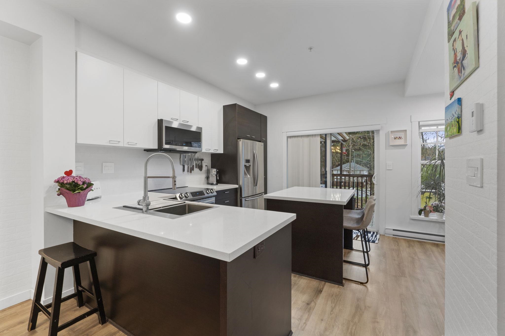 3010 Riverbend Drive 71