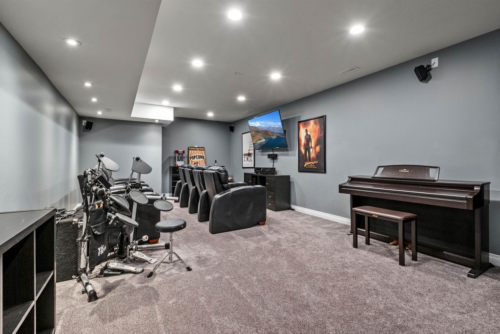listing image 1109491069359511562