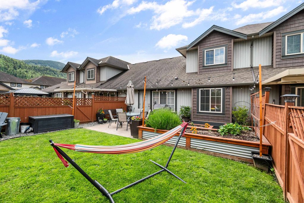 listing image 1105520227724545473