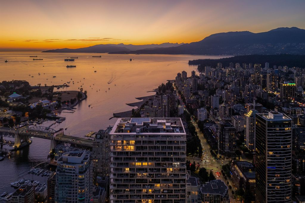 listing image 1103534417872568058