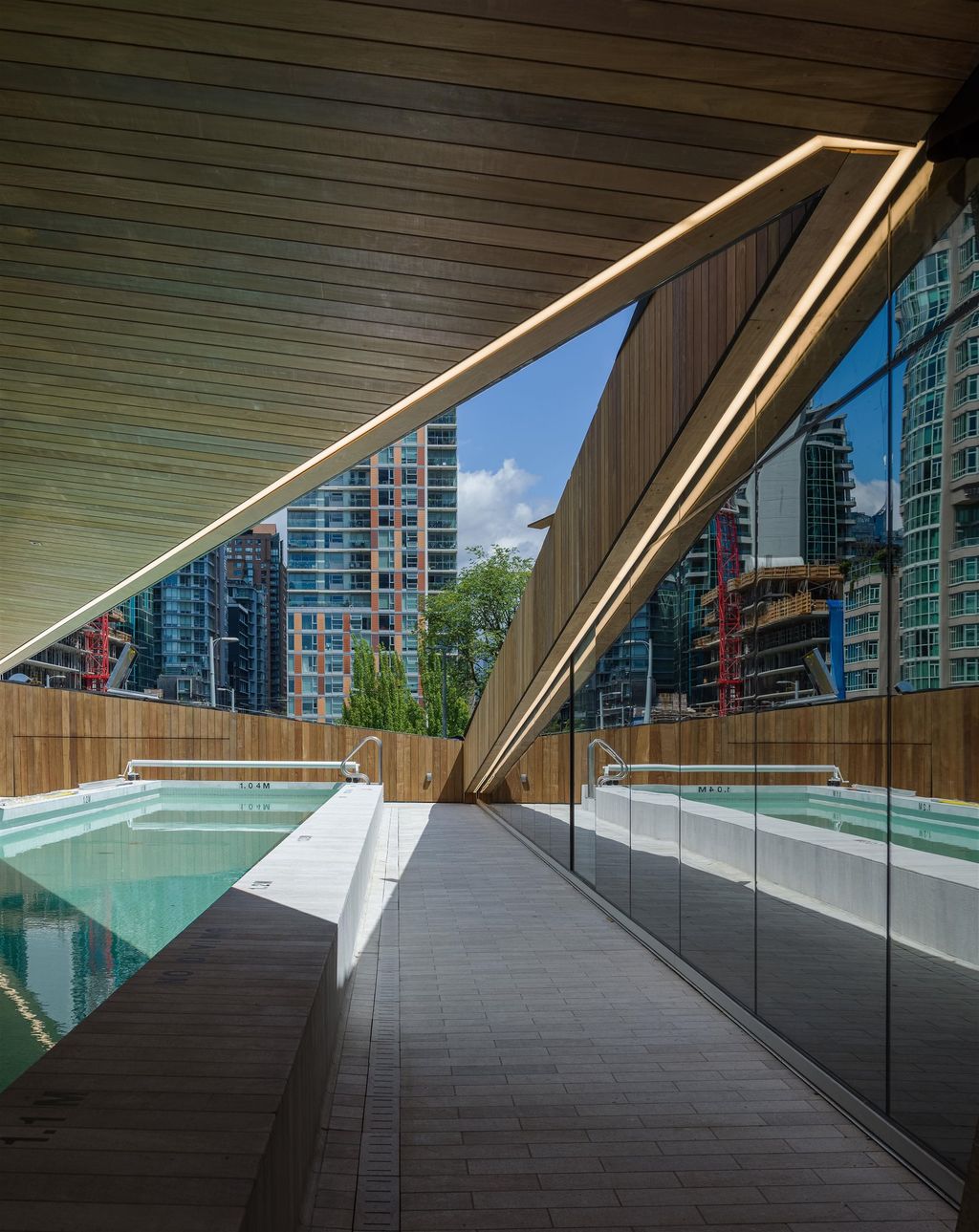 listing image 1109947883415115411