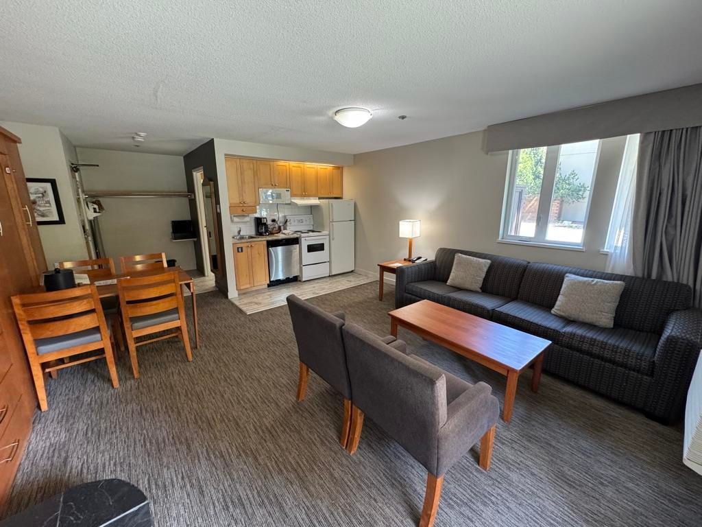 listing image 1104301299092163057