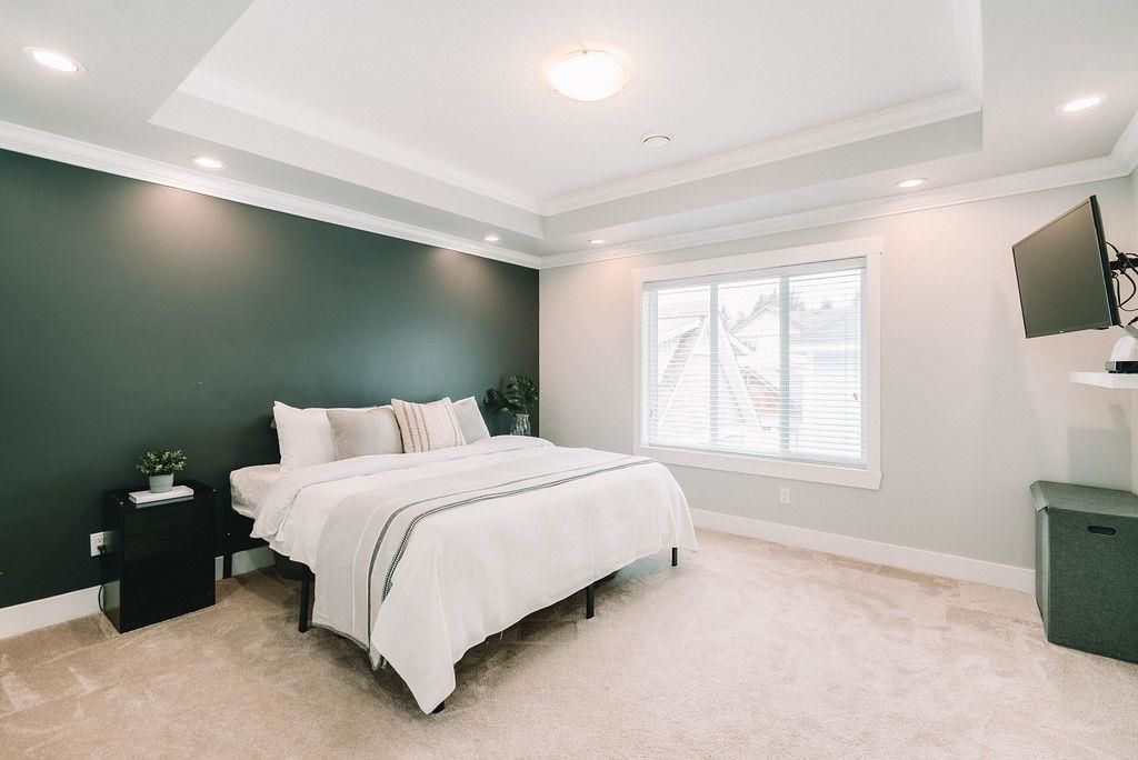 listing image 1108948291807144076