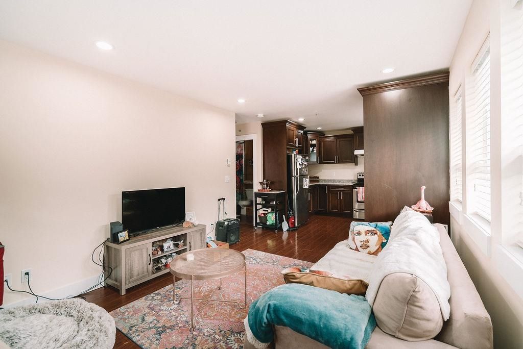 listing image 1108652934249323660