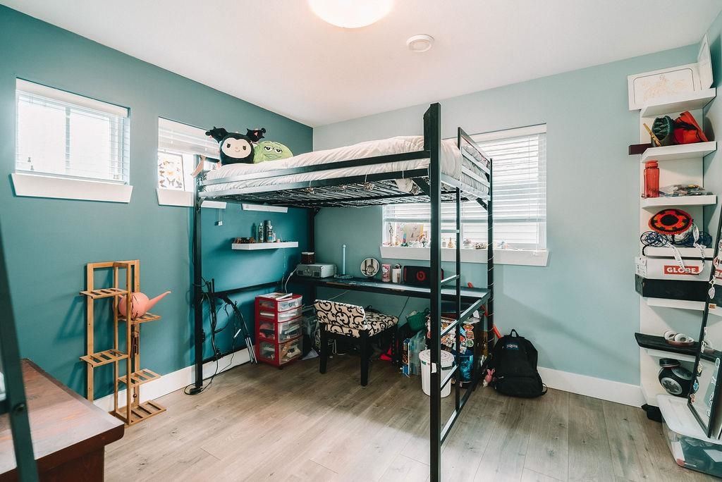 listing image 1109319366171726284