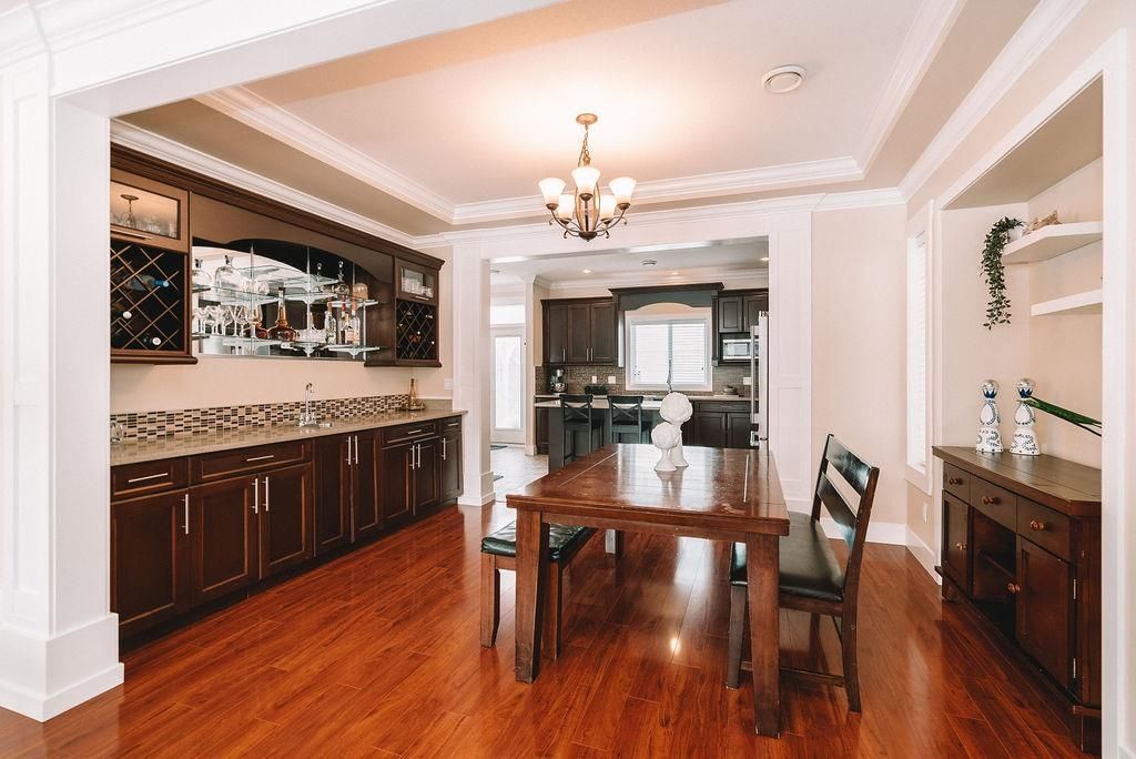 listing image 1109420744933029999