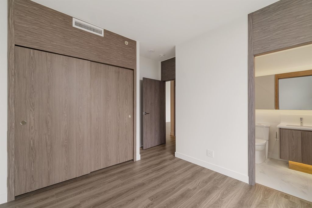 listing image 1101314074168575718