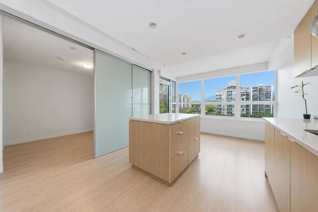 listing image 1106579209428769618