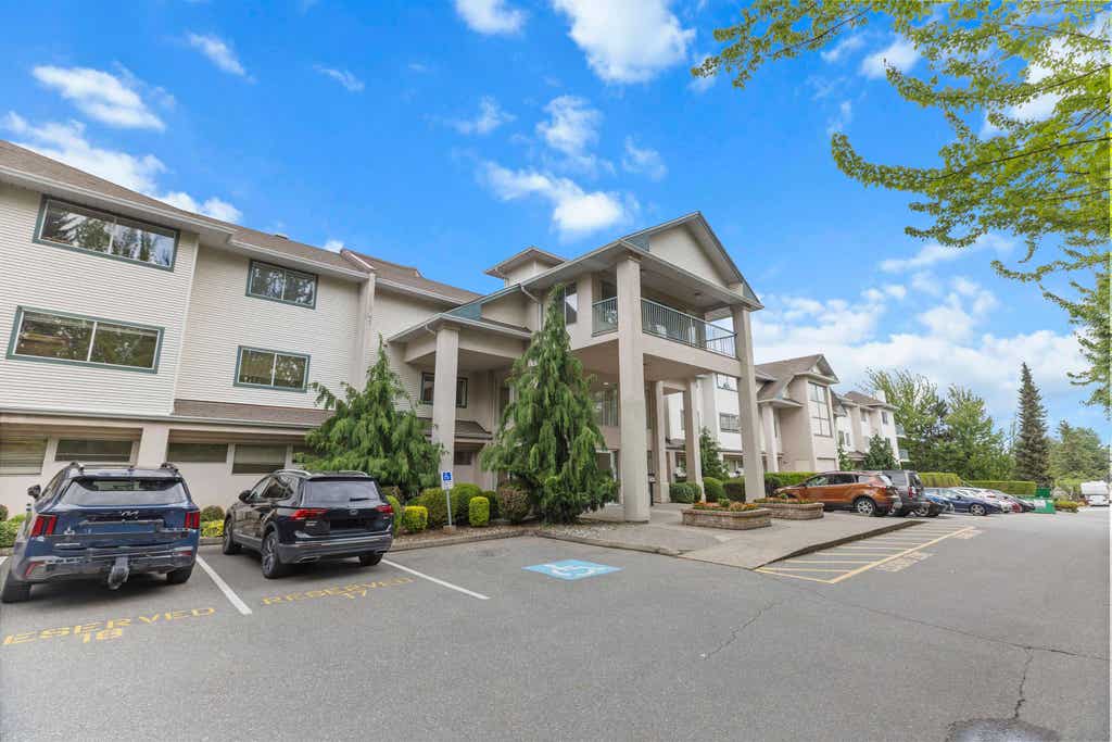 Photo of 1755 Salton Road #205, Abbotsford, BC V2S 7C5 (MLS # R3144986)