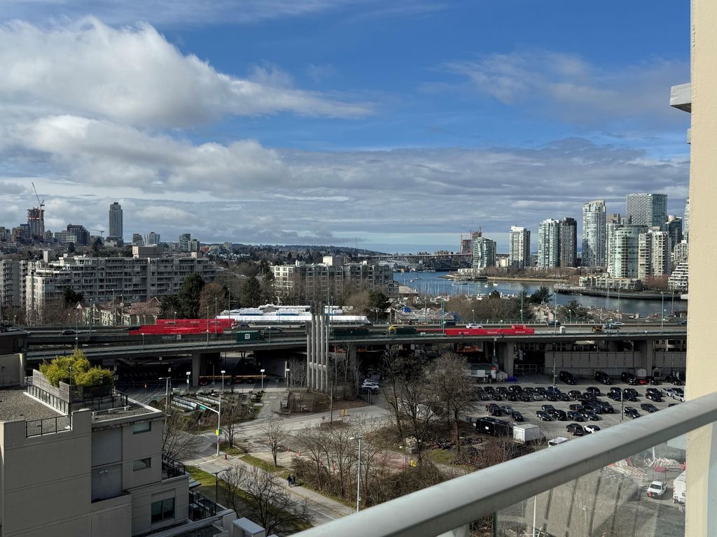 listing image 1104940926730092796